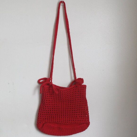 Red Crochet Crossbody Bag - Picture 6 of 7